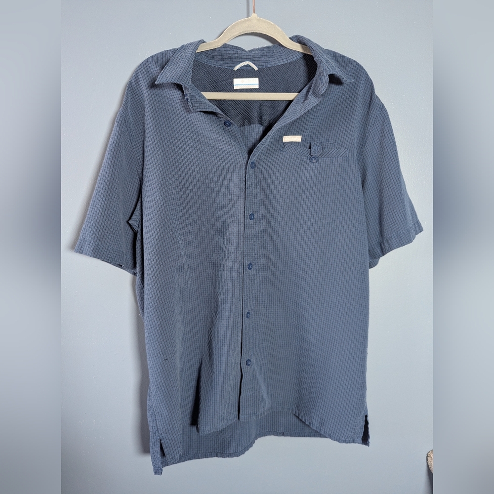 Columbia Men's Blue Plaid Button Up Shirt Size Large Outdoors Shortsleeves